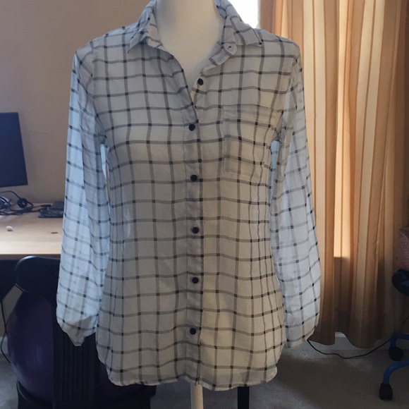 Old Navy button down blouse - Picture 1 of 5